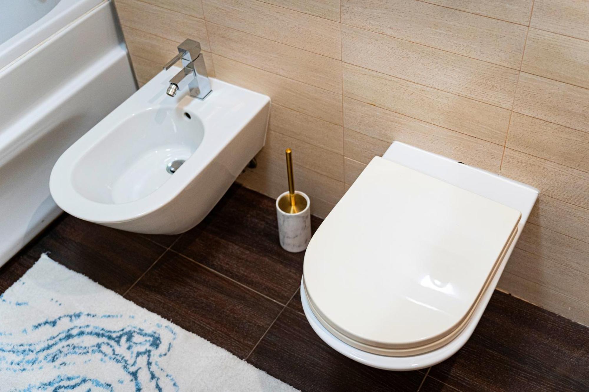 Golden River Apartment Prague Extérieur photo